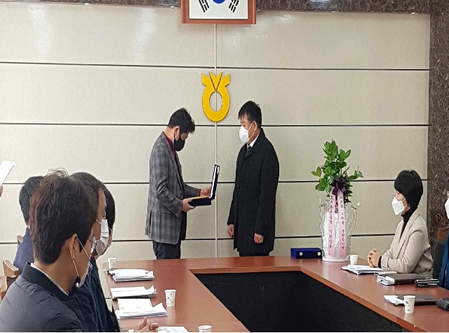 이형준 과장님 퇴임식 대표 이미지